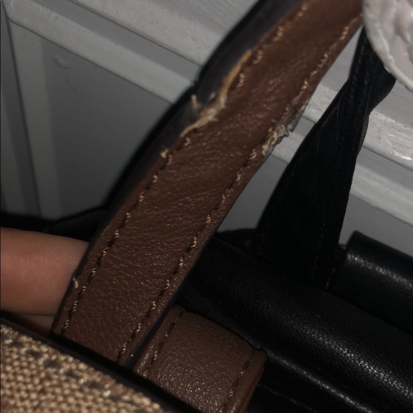 Guess Backpack - Picture 4 of 5